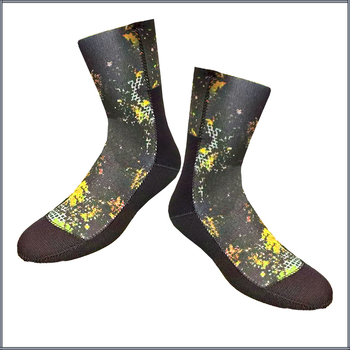 Kamuflázs mintázatú búvár zokni, 7 mm vastag, nylon anyag, csúszásmentes talp