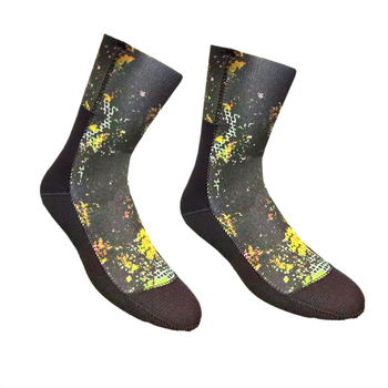 Kamuflázs mintázatú búvár zokni, 7 mm vastag, nylon anyag, csúszásmentes talp