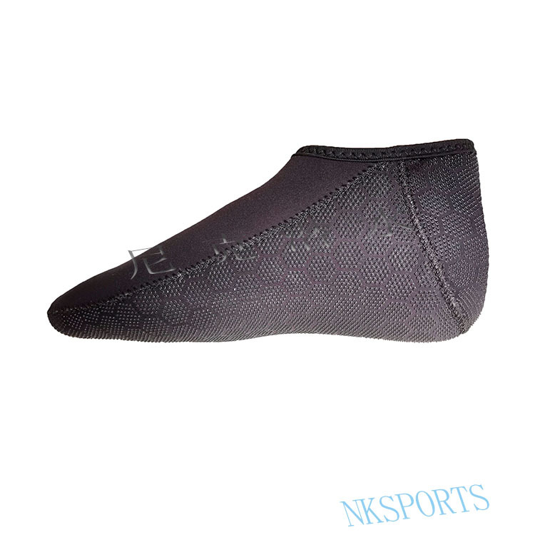 Búvár zokni, 3 mm, búvár anyag, csúszásgátló, perforáció elleni védelem, Guangdongban gyártva