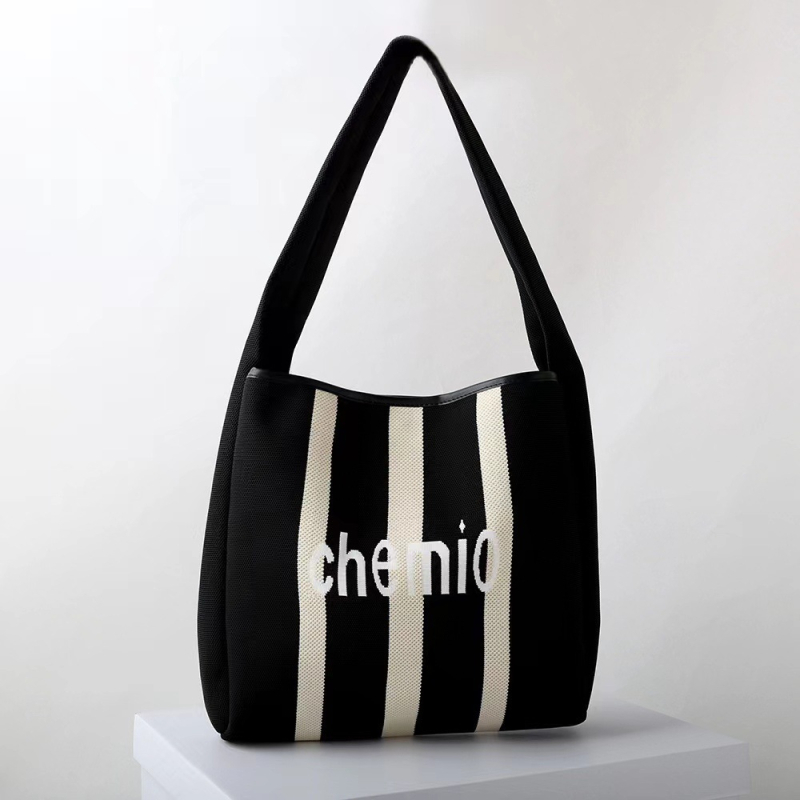 Torba za rame u urbanom stilu, vertikalni četverokutni oblik, poliester, otvoren gornji dio, unutarnje pretince za telefon, ID, džep za prijenosno računalo i kameru, dvostruke naramenice