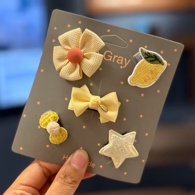 Set sponiek na vlasy pre domáce zvieratá, 5 kusov – plastové sponky pre psy a mačky, dekoratívne doplnky s kvetmi, klipsy pre Yorkshire teriéra a Pomoranského psa