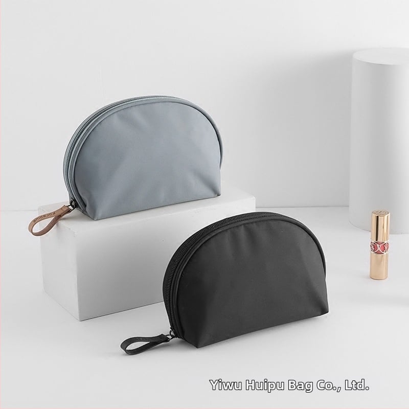 Козметична чанта (ракушкоподобен дизайн; найлон; найлонова подплата; унисекс; градски минималистичен стил)