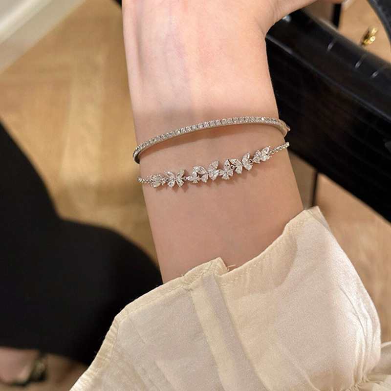 Гривна с пеперудени циркони, медна, електроплатирана, дамски луксозен стил, дизайн животни/зодиаци