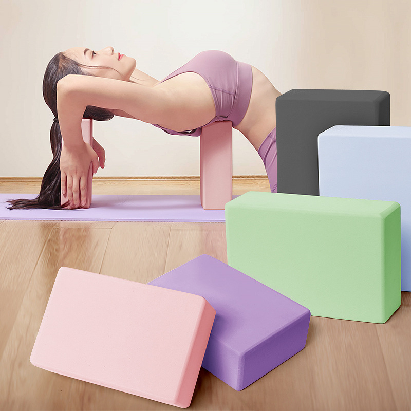 Bloc de yoga EVA – bloc solid de înaltă densitate pentru începători, destinat mișcărilor de dans; Material: EVA; Greutate: 200 g; Categoria: bloc de yoga