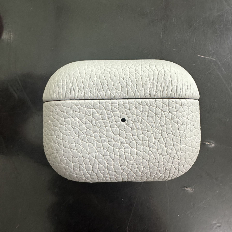 Θήκη από γνήσιο δέρμα με υφή lychee για AirPods Pro 3 και AirPods 4, χειροποίητη
