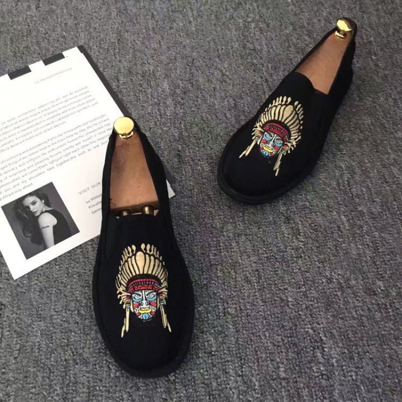 Kasdieniai drobiniai bateliai su kaukolės raštu, apvali nosis, medvilninis viršus, TPR pada, žemas kulnas 1–3 cm