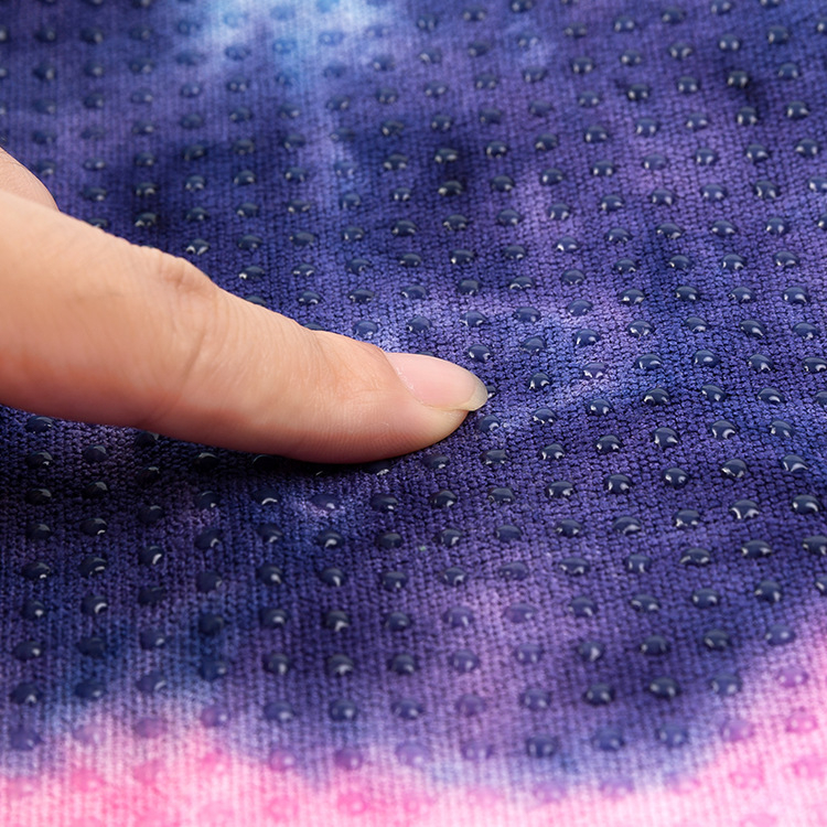 Tie-dye jogos rankšluostis, superplonas pluoštas, svoris 0.5, pritaikoma apdaila, tinkamas jogos judesiams