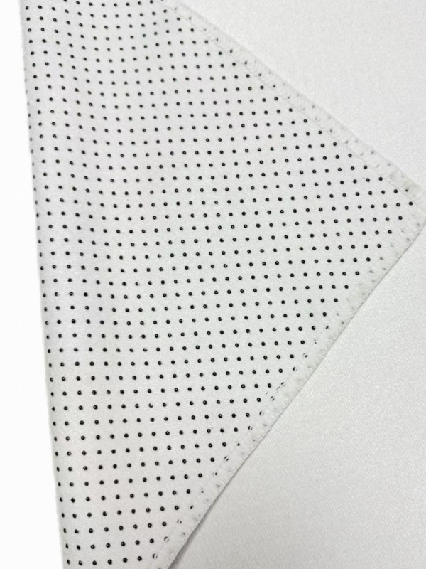 Jogos rankšluostis (Ant cloth) – Nešiojamas, Greitai džiūstantis, Skalbiama mašinoje, Higieninis fitneso priedas