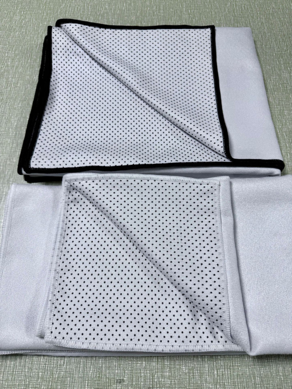 Jogos rankšluostis (Ant cloth) – Nešiojamas, Greitai džiūstantis, Skalbiama mašinoje, Higieninis fitneso priedas