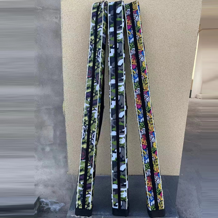 Taška na morské rybárstvo s maskovacím vzorom, nylonová, nepremokavá, na návnady, vlasec, prúty a navijaky.