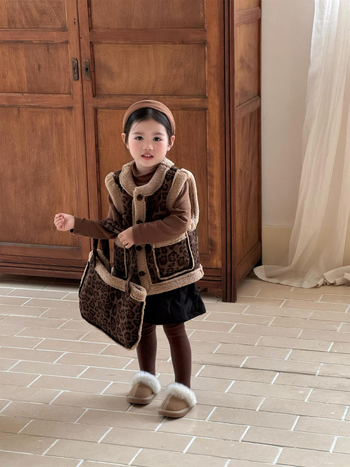 Vesta pentru fete cu imprimeu leopard, exterior din bumbac amestec, căptușeală din lână, umplutură poliester, pentru vârsta 3–8 ani, iarnă/toamnă