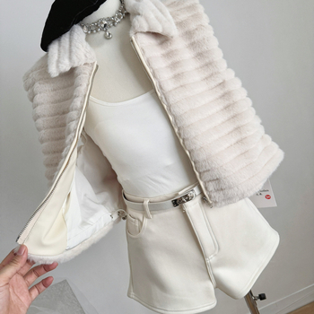 Яке от Chenille със поло яка, без ръкави, съдържание на Spandex под 30%, стил Royal Sister, есен 2025