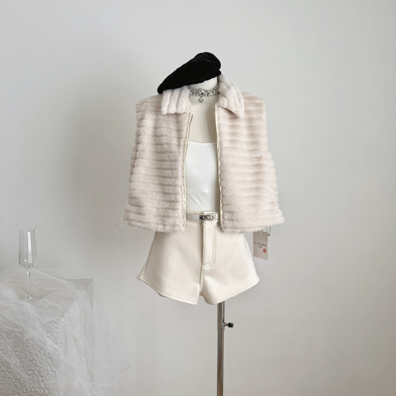 Яке от Chenille със поло яка, без ръкави, съдържание на Spandex под 30%, стил Royal Sister, есен 2025