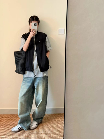 Obostrani kratki prsluk sa stojećim ovratnikom, izšiven karirani uzorak, zatvarač sprijeda