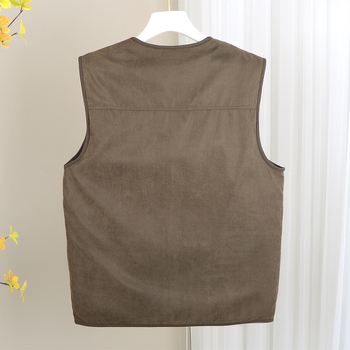 Muški prsluk od kozje kože s odvojivom podstavom, prednji zatvarač, V-izrez, uska silueta, debela baršunasta podstava, vanjski materijal 100% vuna, višestruki džepovi