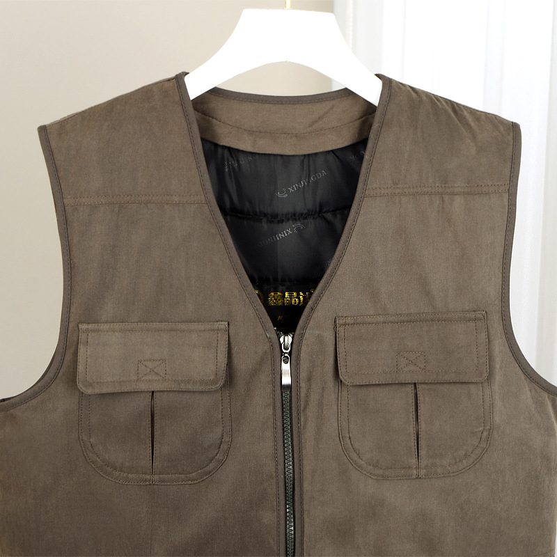 Muški prsluk od kozje kože s odvojivom podstavom, prednji zatvarač, V-izrez, uska silueta, debela baršunasta podstava, vanjski materijal 100% vuna, višestruki džepovi