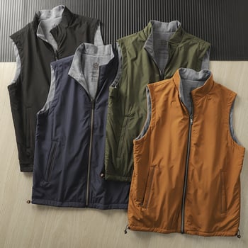 Реверсивна мъжка жилетка без ръкави — стояща яка, цип, бизнес casual за пролет и есен; полиестер 100% с памучна подплата