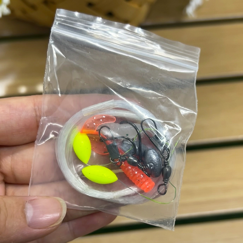 Túlélő horgászzsinór-készlet — halászati felszerelés készlet; összetevő: horgászzsinór; kategória: halászati felszerelés készlet; márka: Egyéb