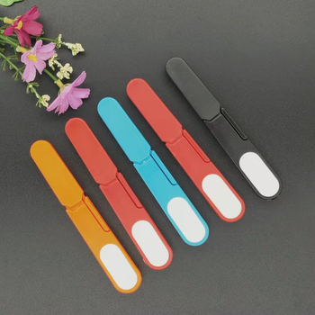 Foarfece în formă de U pentru broderie cross-stitch cu capac de protecție, construcție din oțel-plastic, kit de broderie pe pânză