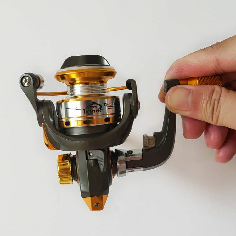 Mini mulinet za morski ribolov – metalna konstrukcija, pakiranje 50 kom, porijeklo Zhejiang, marka Fishing