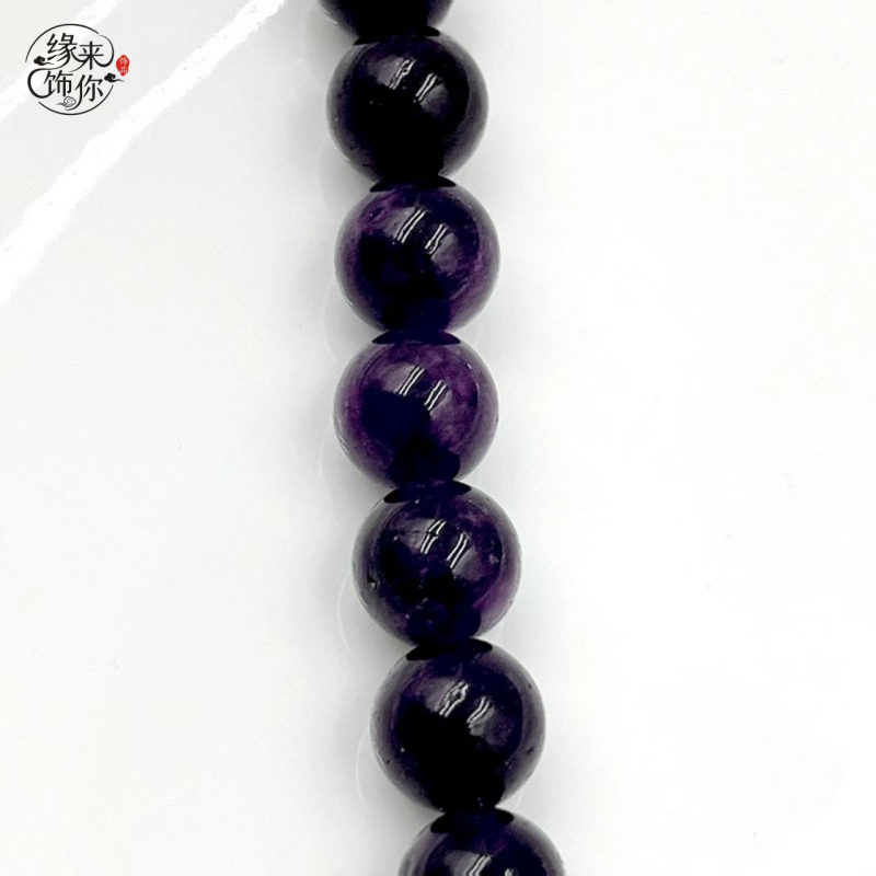 DIY ékszerekhez kvarcit gyöngyök: kerek formájú gyöngyök nyolc szem mintával, vágás és polírozás