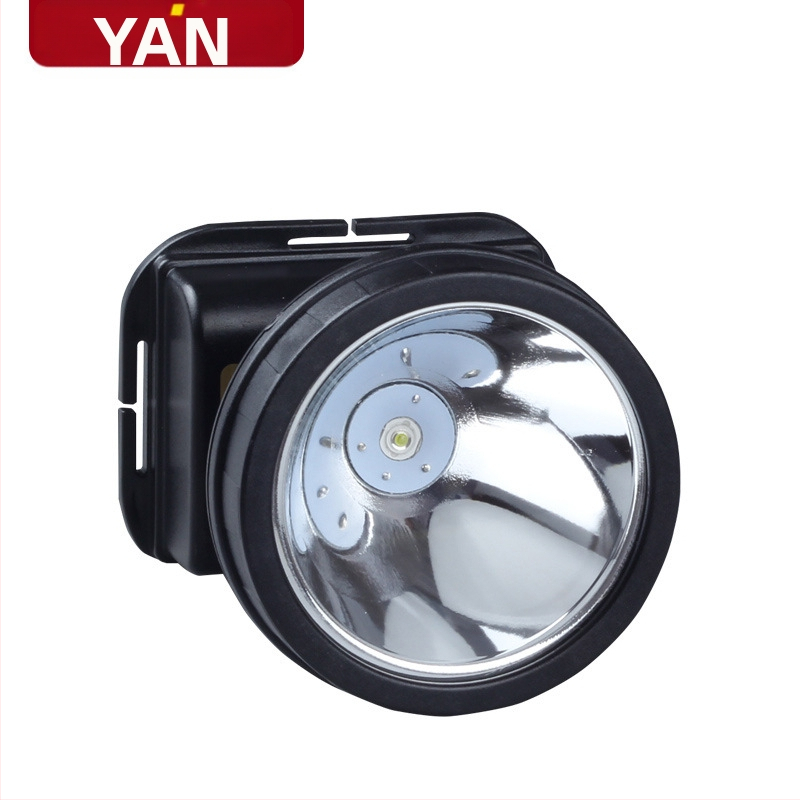 Yani YN-168 LED galvos lemputė — atspari vandeniui, 100 m šviesos nuotolis, 18650 baterija, veikimo laikas 10 valandų