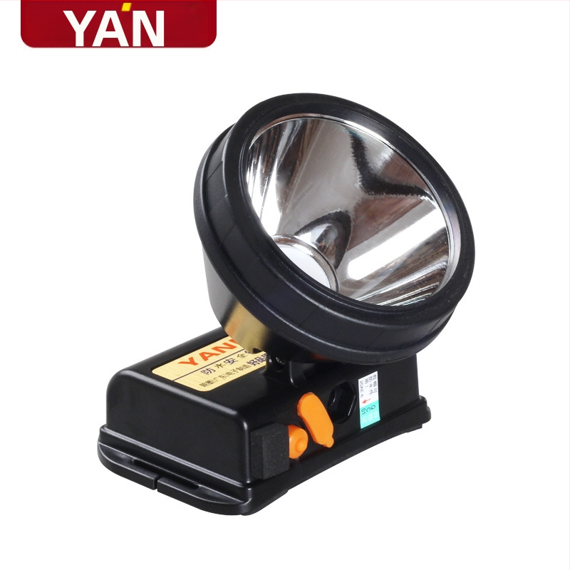 Yani YN-168 LED galvos lemputė — atspari vandeniui, 100 m šviesos nuotolis, 18650 baterija, veikimo laikas 10 valandų