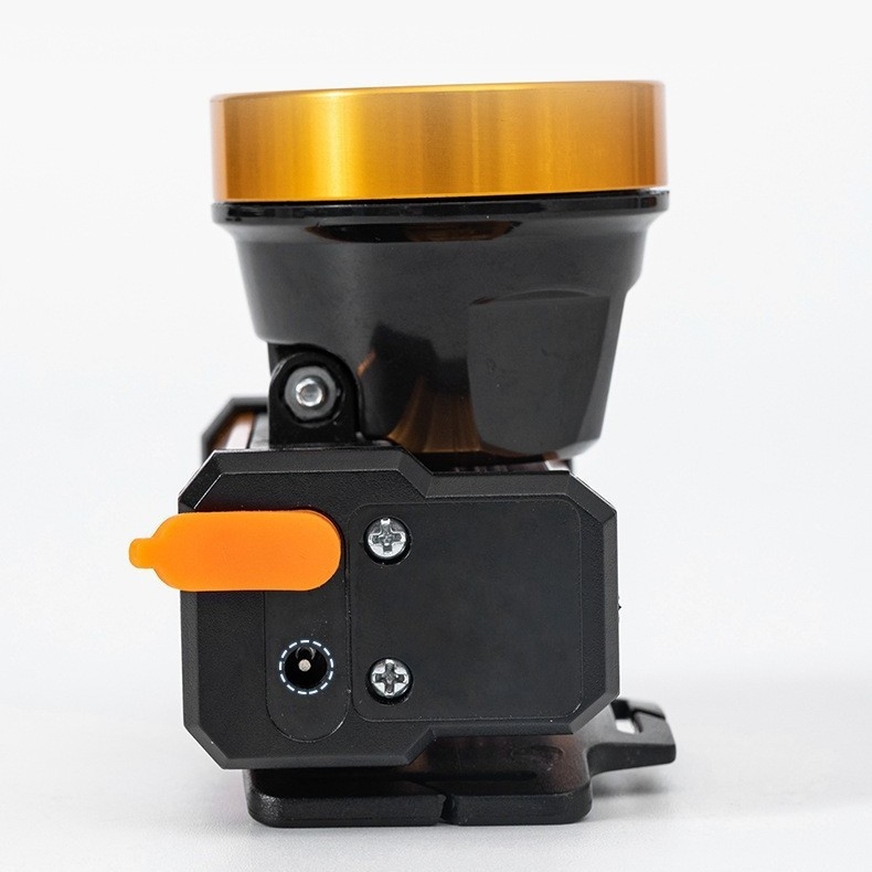 LED čelovka 30W, nabíjateľná batéria 2000mAh, hliníkový rám, dosah 100–200 m