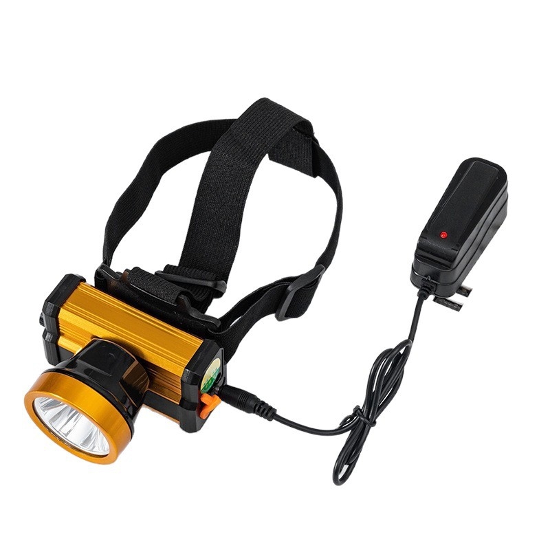 LED čelovka 30W, nabíjateľná batéria 2000mAh, hliníkový rám, dosah 100–200 m