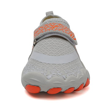 Vandens bateliai su penkiais pirštais — neslidūs, kvėpuojantys, greitai džiūstantys, Velcro užsegimas