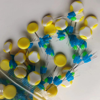 Silikoonist kalastushelmmed 7+1 suures pakendis