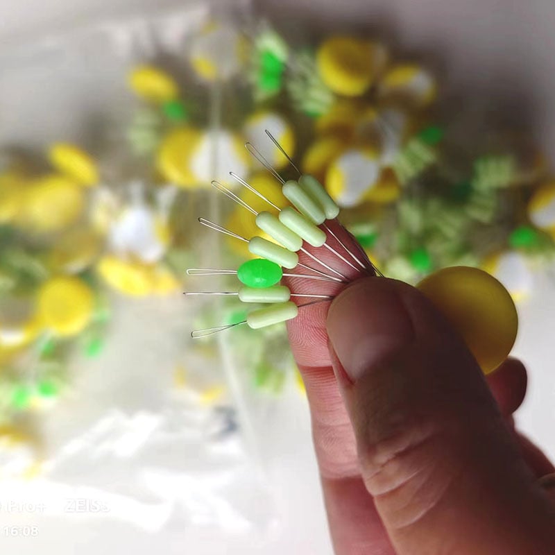 Silikoonist kalastushelmmed 7+1 suures pakendis