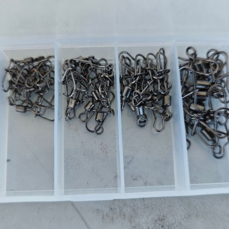 Pino rinkinys su Amerikos stiliaus pasukimo patobulinimu jūrų žvejybai