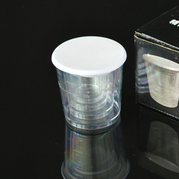 Četiri u jednome set mjerne čašice od smole s poklopcem, kapaciteti 240 ml, 120 ml, 60 ml i 30 ml, plastične s gradacijom.