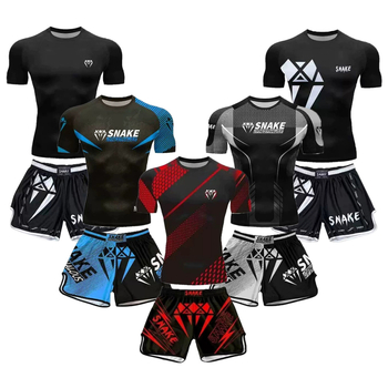 Suaugusiųjų Sanda treniruotės komplektas – unisex, dviejų dalių (trumpų rankovių marškinėliai ir šortai), 95% poliesteris su Lycra įdaila