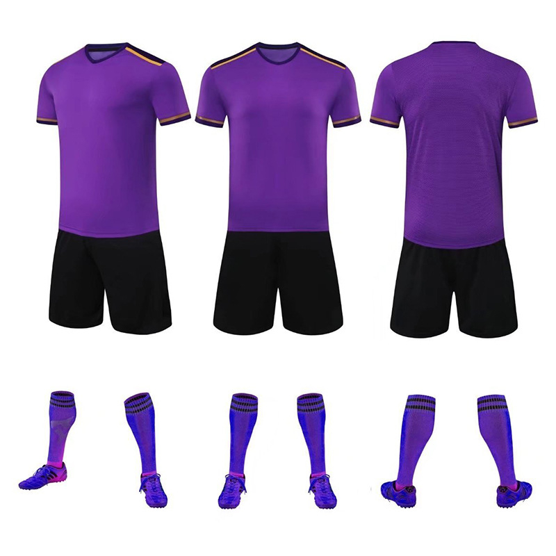 Futbola džersijs ar svītrainu rakstu, īsas piedurknēm, apaļais kakls; bambusa šķiedras audums, 99% poliesteris