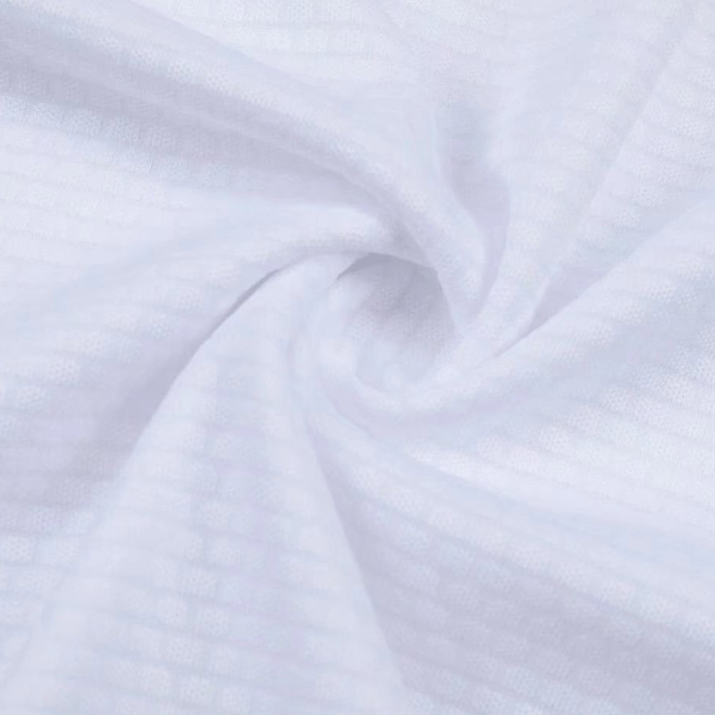 Futbola džersijs ar svītrainu rakstu, īsas piedurknēm, apaļais kakls; bambusa šķiedras audums, 99% poliesteris