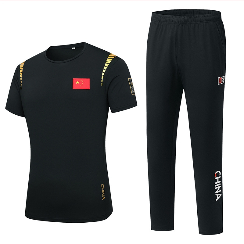 Vasaras sporta komplekts: īsām piedurknēm tops ar apaļu kaklu un garas bikses, poliesters 95%, universāls pieaugušajiem