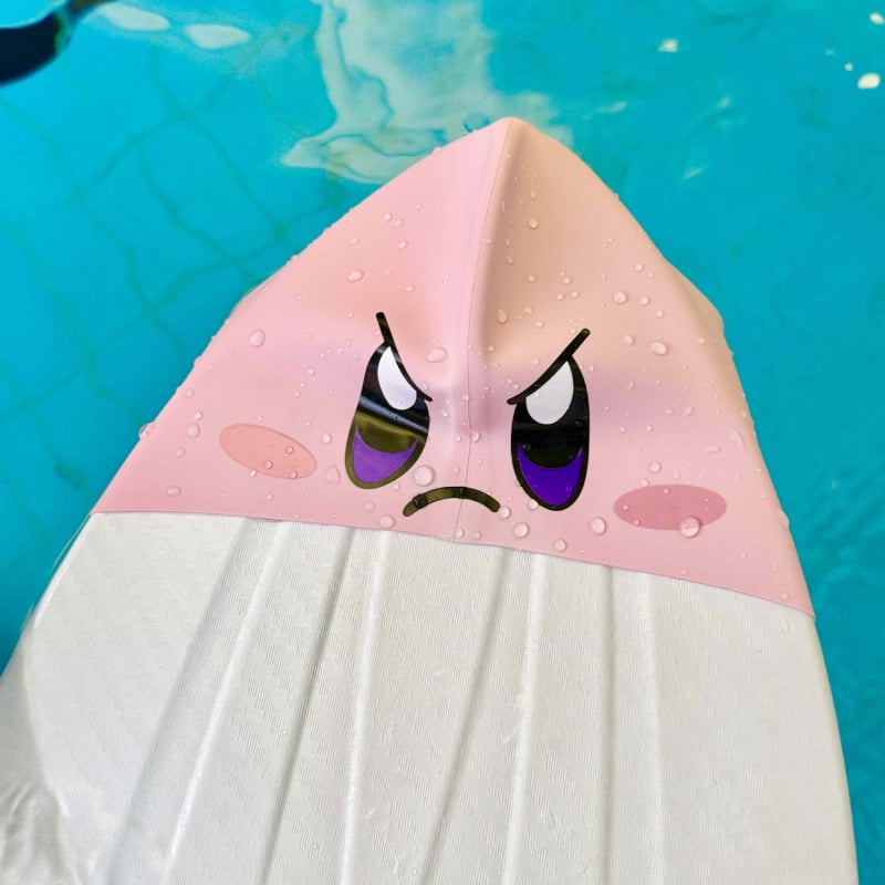 Vaikų plaukimo kepurė su šilko gėlių dekoro – vandeniui atspari, išplėstas burnos angos dydis, modelis 69850