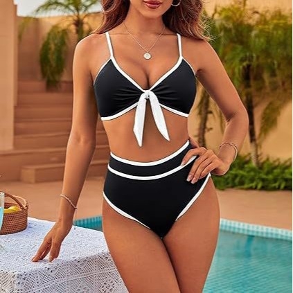 Seksi ženski dvodjelni bikini s punjenim gornjim dijelom
