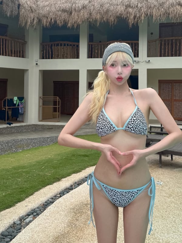 Ženski dvodijelni kupaći kostim s leopard printom, luksuznog stila, bikini sa suknjicom