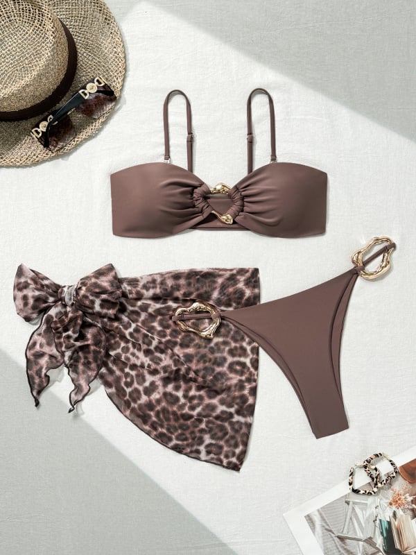 Leopardí bikini trojdielny set s wrap sukňou, vyplnený vrchný diel, vysoká elasticita, nylon 80%, podšívka polyester 20%