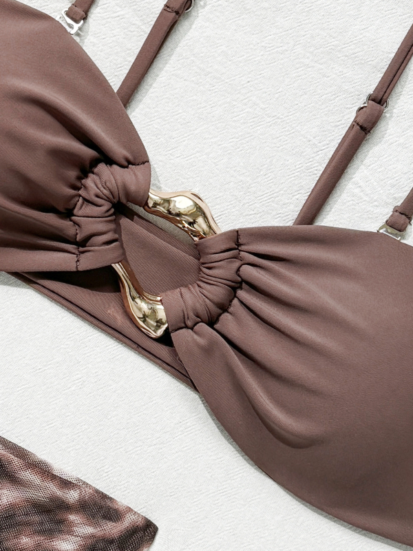 Leopardí bikini trojdielny set s wrap sukňou, vyplnený vrchný diel, vysoká elasticita, nylon 80%, podšívka polyester 20%