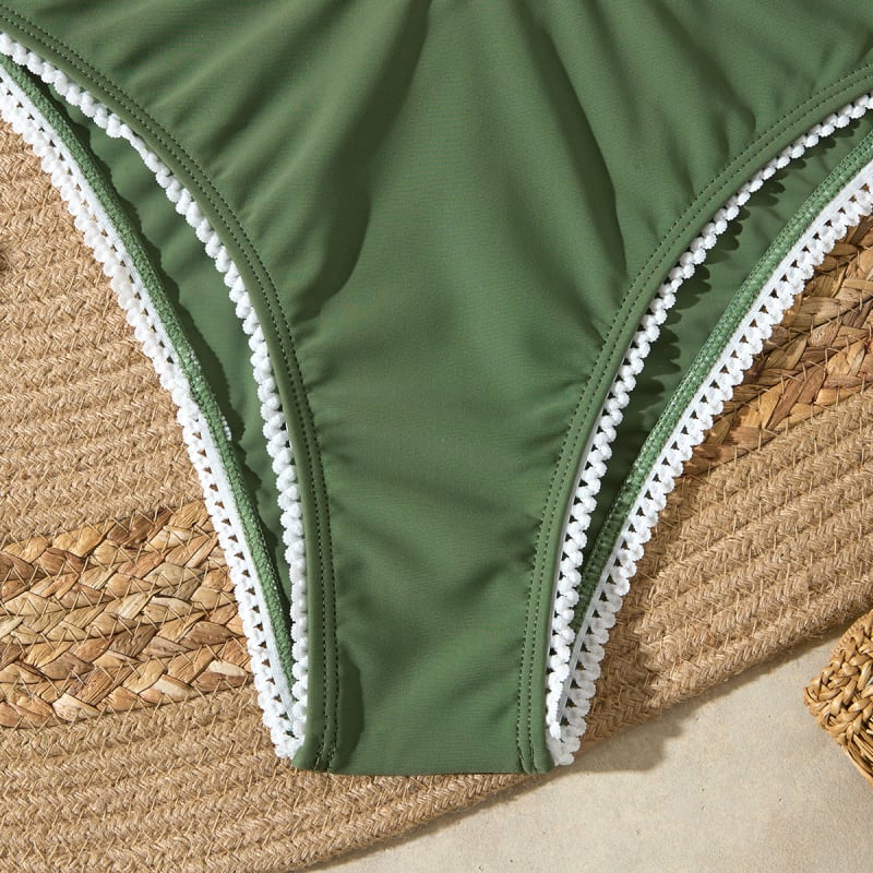 Ženski dvodijelni bikini s trakama, jastučićem za prsni dio, bez metalne potpore; 82% poliester, podstava 18%, težina 200 g