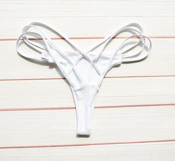 Μπικίνι thong bottom με μπροστινό κόμβο πεταλούδας — γρήγορο στέγνωμα, υψηλή ελαστικότητα, νάιλον ύφασμα 85%, χωρίς μπανέλα