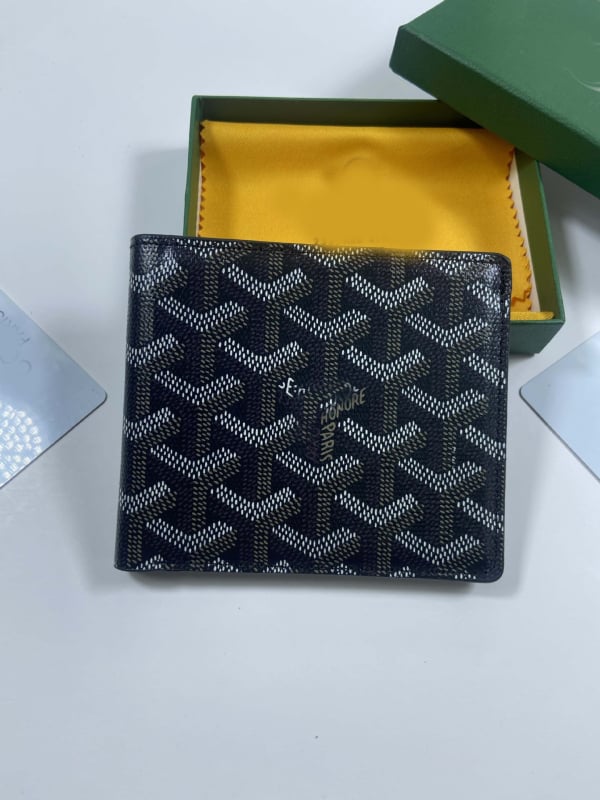 Uniszex cipzáros pénztárca geometriai mintával, PVC külső, tehénbőr belső bélés, nagy kapacitás, 2024 tavasz