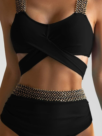 Dvije-dijelni bikini s trakama, resort stil; poliester 82%; umetak za grudi; bez metalne potpore; donji dio: briefs