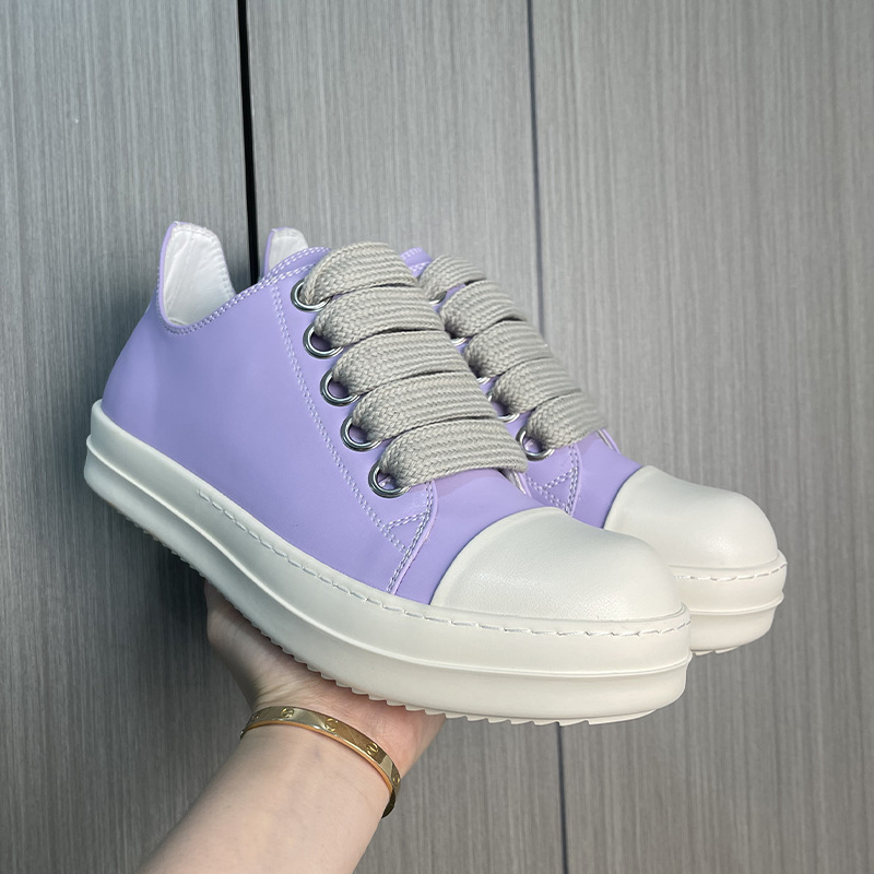 Vyriniai skateboard bateliai su odine viršutine, apvalia nosimi, raišteliai, gumos padas, vidus iš super pluošto