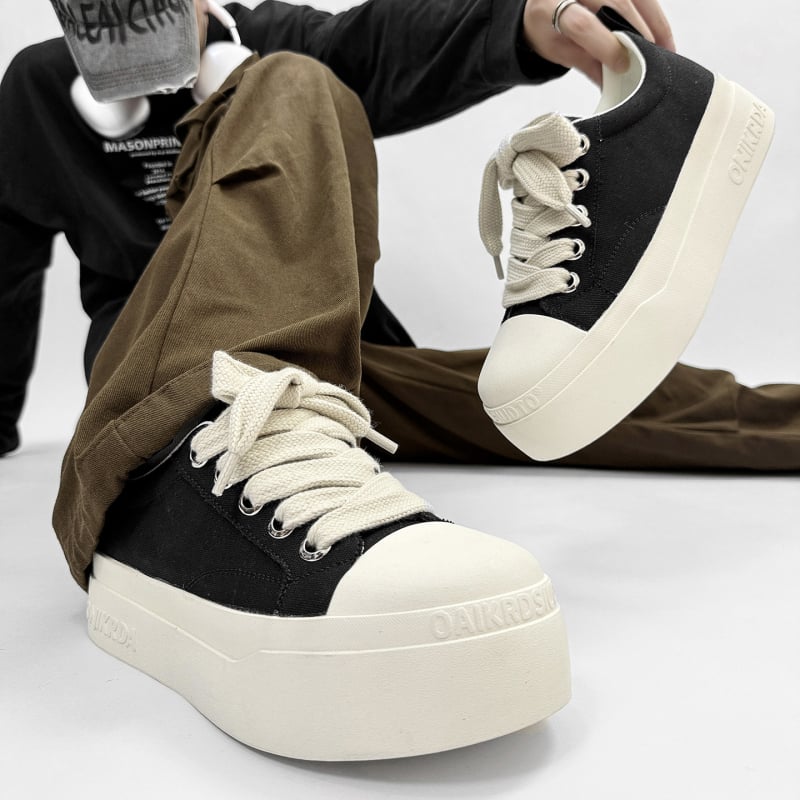 Ανδρικά καλοκαιρινά διαπνέοντα καμβά sneakers με παχιά σόλα 3-5 cm, κορδόνια, χαμηλό ύψος