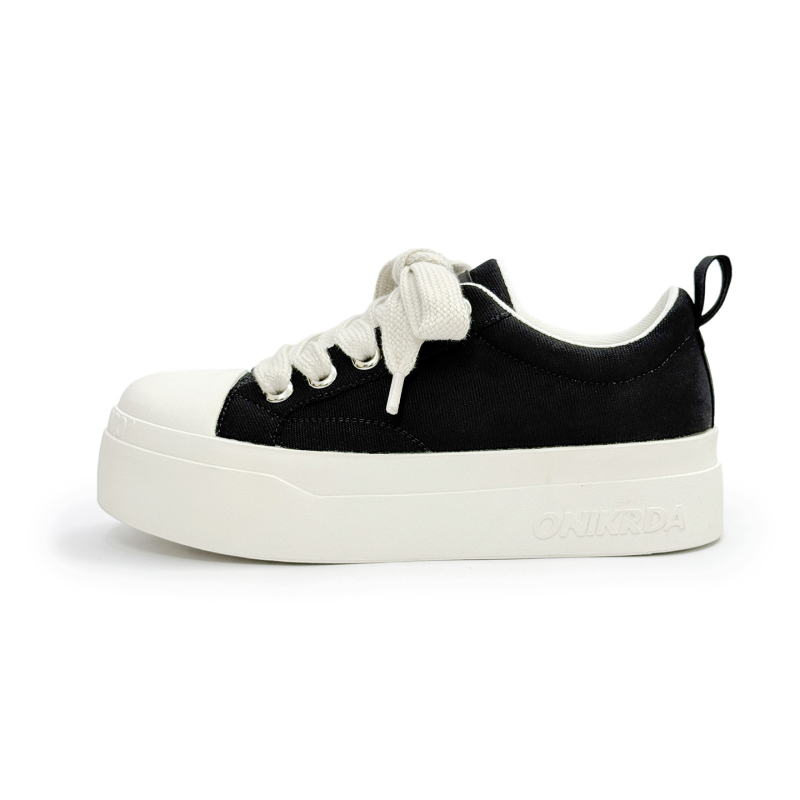 Ανδρικά καλοκαιρινά διαπνέοντα καμβά sneakers με παχιά σόλα 3-5 cm, κορδόνια, χαμηλό ύψος